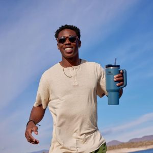 Stanley Quencher H2.0 Tumbler with Handle and Straw 30 oz | Flowstate 3-Position Lid | Cup Holder Compatible for Travel | Insulated Stainless Steel Cup | BPA-Free | Cherry Blossom
