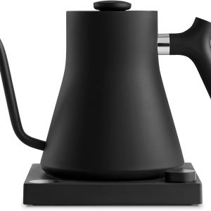 Bouilloire électrique à col de cygne Fellow Stagg EKG - Bouilloire pour café et thé, Acier inoxydable, Chauffage rapide, Vert fumé avec poignée en bois d&amp;apos;érable, 0,9 litre