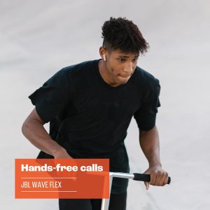 JBL Wave Flex, Écouteurs Intra-Auriculaires Sans Fil, Resistance à l&apos;Eau IP54 et IPX2, Technologie TalkThru et AmbientAware, Autonomie de 32 heures, en Noir